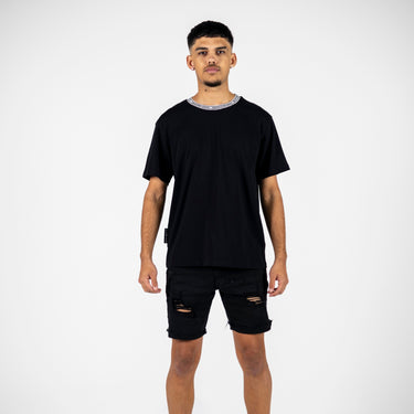 La Collana "Black" T-Shirt